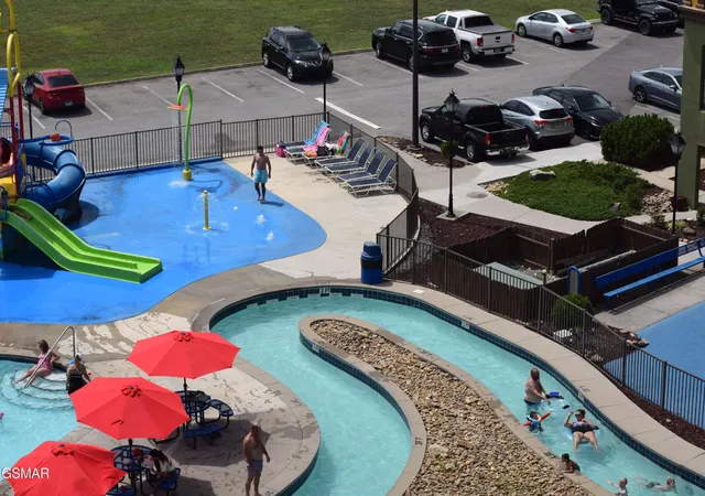 Photo 3 of Condo for sale at 225 Collier Dr #1516, Sevierville, TN 37862 | MLS# 3524671 | Listing updated on 2026-09-11