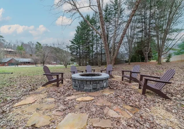 Photo 4 of Single family home for sale at 3919 Ole Smoky Way, Sevierville, TN 37862 | MLS# 3524672 | Listing updated on 2026-09-11