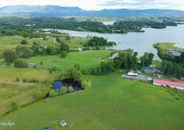 Land for sale at 3 Chestnut Hl Rd, Dandridge, TN 37725 | MLS# 3548392
