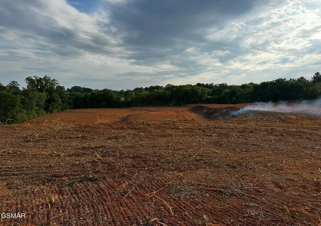 Photo 4 of Land for sale at 1 E Meeting St, Dandridge, TN 37725 | MLS# 3548402 | Listing updated on 2026-09-22