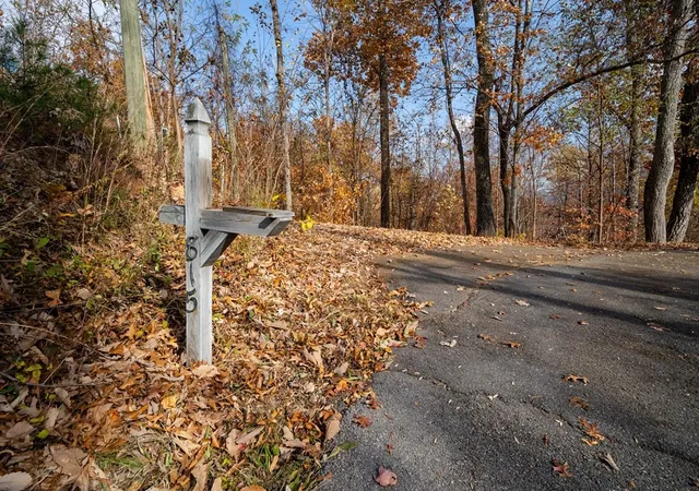 Photo 2 of Land for sale at 815 Red Fox Trl, Gatlinburg, TN 37738 | MLS# 3548406 | Listing updated on 2026-09-14