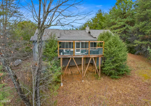 Photo 3 of Single family home for sale at 550 Sassafras Trl, Sevierville, TN 37876 | MLS# 3304495 | Listing updated on 2026-09-11
