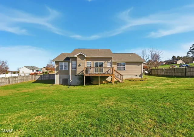 Photo 4 of Single family home for sale at 1660 Turtle Dove Trl, Sevierville, TN 37862 | MLS# 3304108 | Listing updated on 2026-09-11