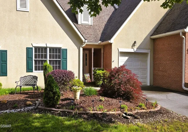 Photo 3 of Sale Pending at 375 Paine Lake Dr, Sevierville, TN 37862 | MLS# 3278469 | Listing updated on 2026-09-11