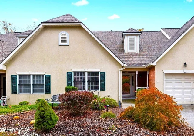 Photo 4 of Sale Pending at 375 Paine Lake Dr, Sevierville, TN 37862 | MLS# 3278469 | Listing updated on 2026-09-11