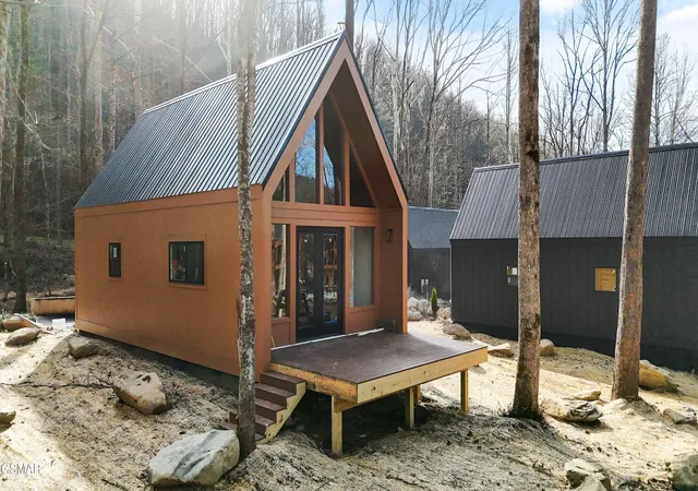 Photo 1 of Single family home for sale at 228 Braydens Way, Gatlinburg, TN 37738 | MLS# 3528631 | Listing updated on 2026-09-11