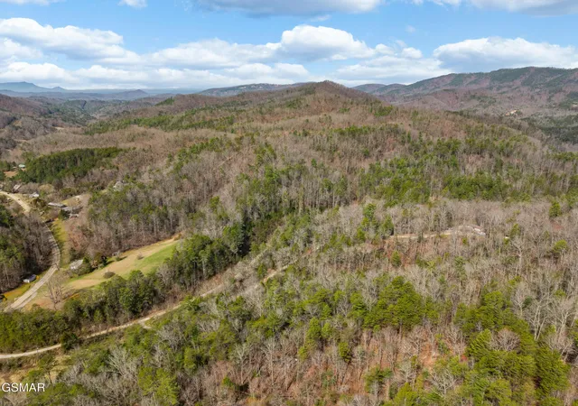 Photo 1 of Land for sale at 14 Mossy Cvs Way, Sevierville, TN 37876 | MLS# 3548449 | Listing updated on 2026-09-14