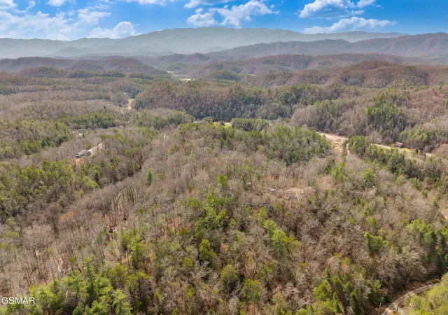 Photo 2 of Land for sale at 14 Mossy Cvs Way, Sevierville, TN 37876 | MLS# 3548449 | Listing updated on 2026-09-14