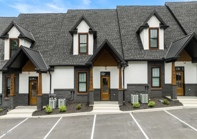 Photo 2 of Condo for sale at 1064 Watch Hl Way, Sevierville, TN 37862 | MLS# 3304041 | Listing updated on 2026-09-11