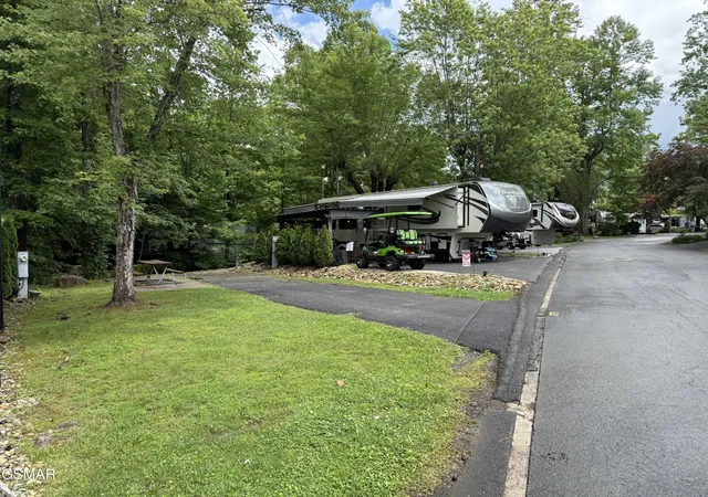 Photo 3 of Land for sale at 4229 E Pkwy, Gatlinburg, TN 37738 | MLS# 3513047 | Listing updated on 2026-10-01