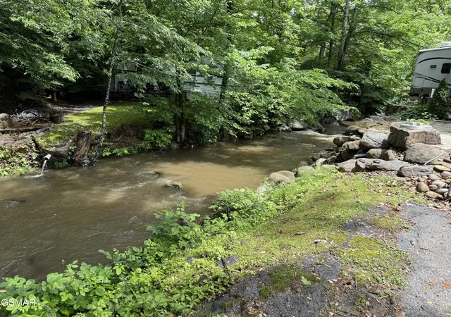 Photo 4 of Land for sale at 4229 E Pkwy, Gatlinburg, TN 37738 | MLS# 3513047 | Listing updated on 2026-10-01