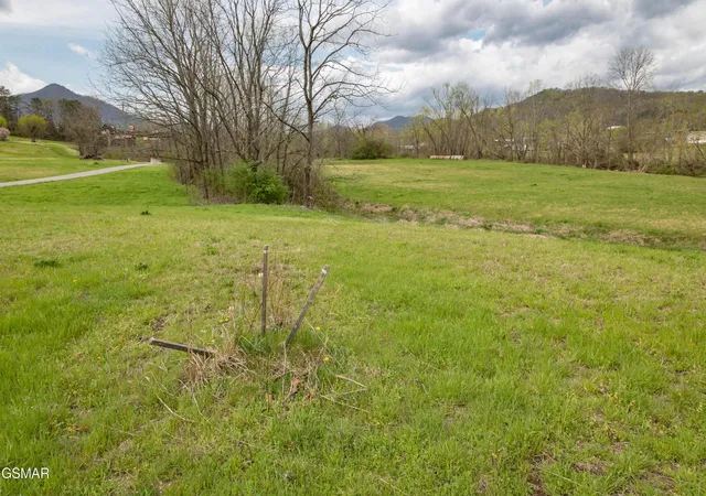 Photo 3 of Land for sale at 0 Tarwater Ln, Sevierville, TN 37862 | MLS# 3278328 | Listing updated on 2026-09-11