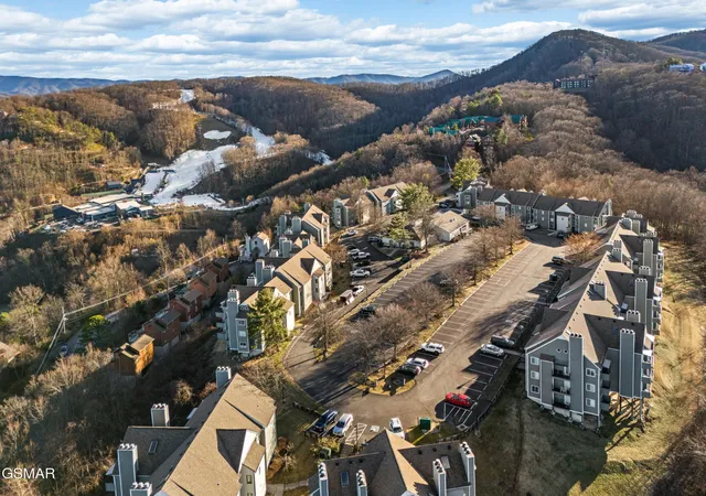 Photo 2 of Condo for sale at 1260 Ski View Dr #3308, Gatlinburg, TN 37738 | MLS# 3543266 | Listing updated on 2026-09-25