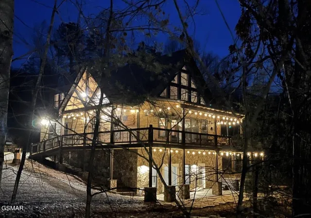 Photo 1 of Sale Pending at 2462 Misty Shadows Dr, Sevierville, TN 37862 | MLS# 3548474 | Listing updated on 2026-09-14