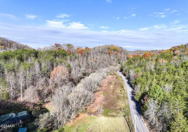 Photo 4 of Land for sale at 873 Indian Gap Rd, Sevierville, TN 37876 | MLS# 3288505 | Listing updated on 2026-09-11