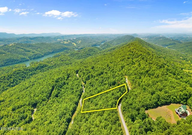 Photo 3 of Land for sale at 0 Clinch View Rd, New Tazewell, TN 37825 | MLS# 3233491 | Listing updated on 2026-09-11