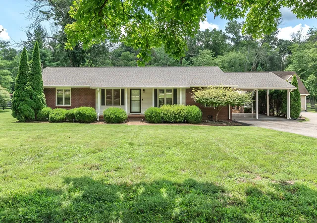 Photo 1 of Single family home for sale at 4439 Harpeth School Rd, Franklin, TN 37064 | MLS# 3288080 | Listing updated on 2026-10-16