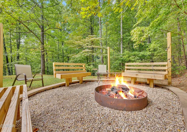 Photo 3 of Single family home for sale at 2947 Patty View Way, Sevierville, TN 37862 | MLS# 3278206 | Listing updated on 2026-09-11