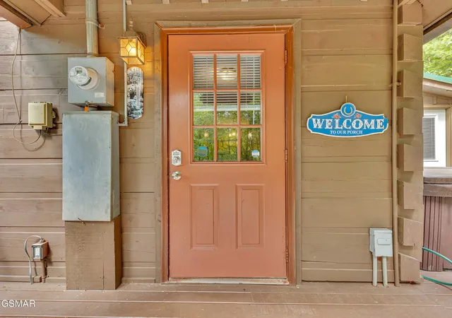 Photo 4 of Single family home for sale at 2947 Patty View Way, Sevierville, TN 37862 | MLS# 3278206 | Listing updated on 2026-09-11