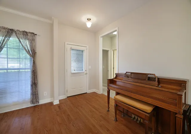 Photo 3 of Single family home for sale at 277 Fair Hvn Dr, Clarksville, TN 37043 | MLS# 3245830 | Listing updated on 2026-09-19