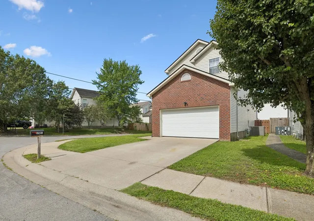 Photo 1 of Single family home for sale at 1501 Bell Tr Dr, Antioch, TN 37013 | MLS# 3513746 | Listing updated on 2026-09-15