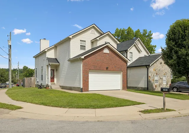 Photo 2 of Single family home for sale at 1501 Bell Tr Dr, Antioch, TN 37013 | MLS# 3513746 | Listing updated on 2026-09-15
