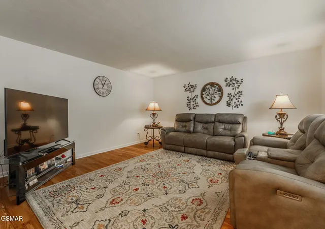 Photo 4 of Single family home for sale at 7817 Sweet Ln, Knoxville, TN 37938 | MLS# 3278291 | Listing updated on 2026-10-29