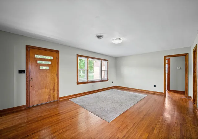 Photo 4 of Single family home for sale at 3350 Kirkwood Rd, Clarksville, TN 37043 | MLS# 3270650 | Listing updated on 2026-09-14