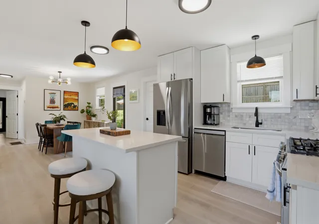 Photo 2 of Single family home for sale at 628 Maplewood Ln, Nashville, TN 37216 | MLS# 3242059 | Listing updated on 2026-09-23
