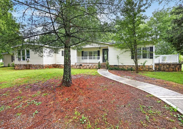 Photo 1 of Manufactured home for sale at 2388 Bear Crk Pike, Columbia, TN 38401 | MLS# 3260824 | Listing updated on 2026-09-26