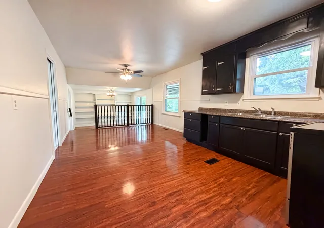 Photo 4 of Single family home for sale at 2536 Edge O Lake Dr, Nashville, TN 37217 | MLS# 3239686 | Listing updated on 2026-09-15