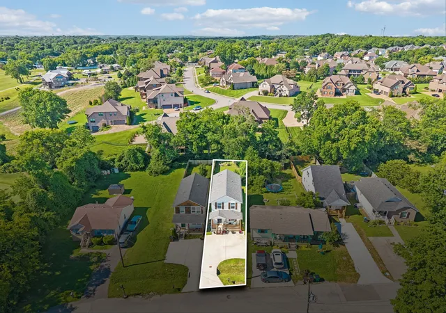 Photo 2 of Single family home for sale at 430a Hadleys Bnd Blvd, Old Hickory, TN 37138 | MLS# 3244620 | Listing updated on 2026-09-27