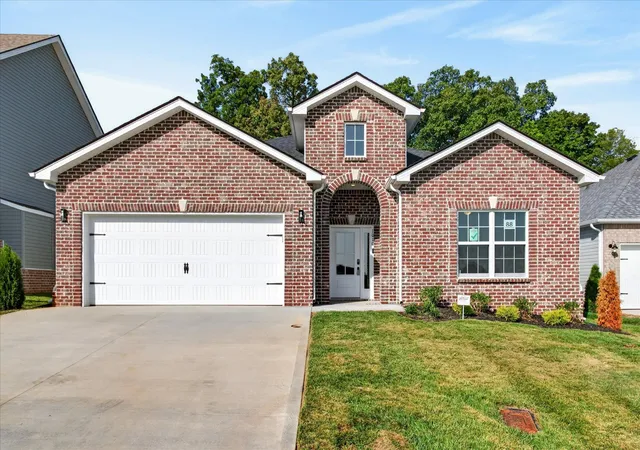 Photo 1 of Single family home for sale at 1010 Vendue Ave, Clarksville, TN 37042 | MLS# 3243714 | Listing updated on 2026-09-12