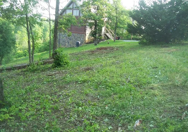 Photo 2 of Land for sale at 2 Sunset View Rd, Sevierville, TN 37876 | MLS# 3304085 | Listing updated on 2026-09-11