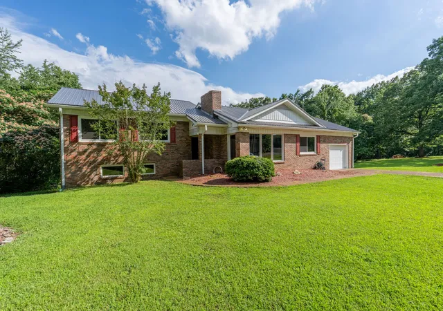 Photo 4 of Single family home for sale at 159 Mindy Dr, Waynesboro, TN 38485 | MLS# 3246826 | Listing updated on 2026-09-17