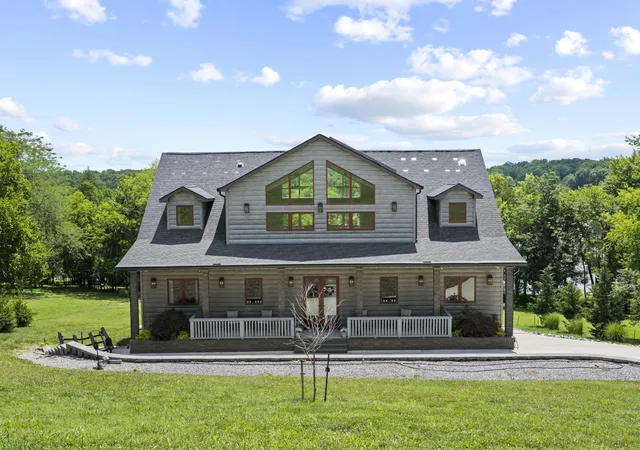 Photo 3 of Single family home for sale at 883 Newton Ln, Gallatin, TN 37066 | MLS# 3247246 | Listing updated on 2026-09-12