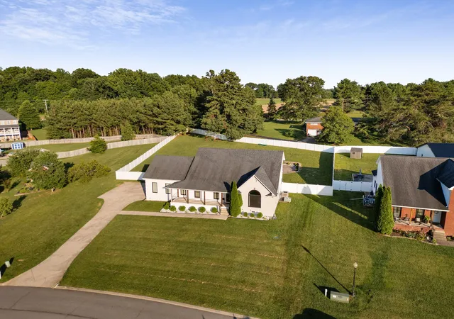 Photo 3 of Single family home for sale at 1033 Kacie Dr, Pleasant View, TN 37146 | MLS# 3246139 | Listing updated on 2026-09-15