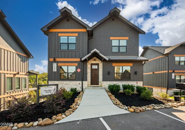 Photo 1 of Single family home for sale at 292 Rambling Crk Way, Sevierville, TN 37862 | MLS# 3510536 | Listing updated on 2026-09-11