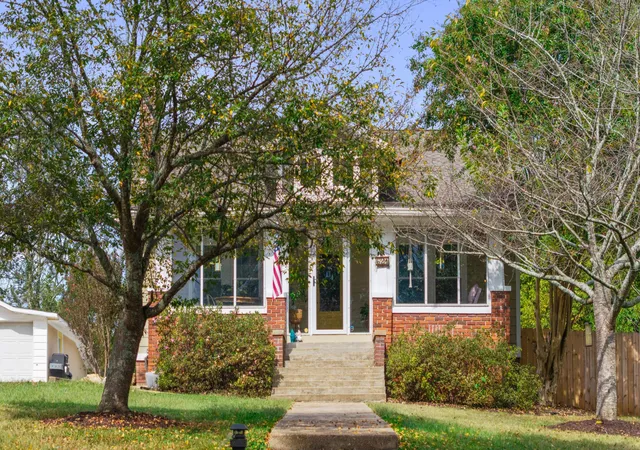 Photo 2 of Single family home for sale at 621 Highland Ave Nw, Cleveland, TN 37311 | MLS# 3244803 | Listing updated on 2026-09-11