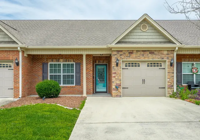 Photo 1 of Townhouse for sale at 8274 Carlitos Ln, Hixson, TN 37343 | MLS# 3540469 | Listing updated on 2026-09-11