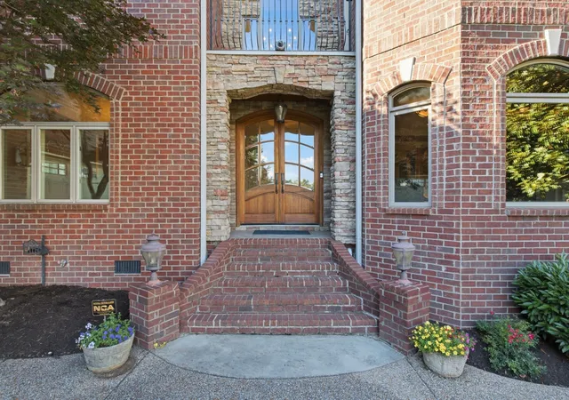 Photo 3 of Mansion for sale at 130 W 12 Stones Xing, Goodlettsville, TN 37072 | MLS# 3246506 | Listing updated on 2026-09-30