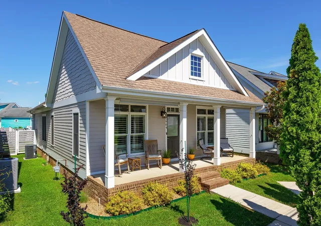 Photo 1 of Single family home for sale at 1904 Rossville Ave, Chattanooga, TN 37408 | MLS# 3245680 | Listing updated on 2026-10-05