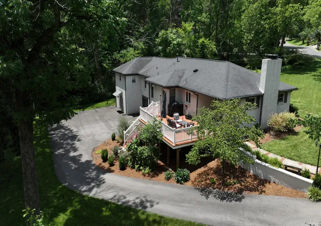 Photo 3 of Single family home for sale at 873 Forest Acres Dr, Nashville, TN 37220 | MLS# 3248546 | Listing updated on 2026-09-12