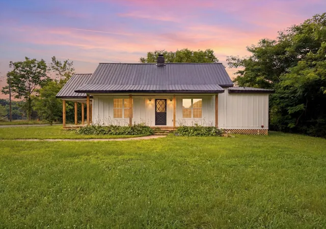 Photo 2 of Single family home for sale at 760 Keith Rd Se, Dalton, GA 30721 | MLS# 3245893 | Listing updated on 2026-09-11