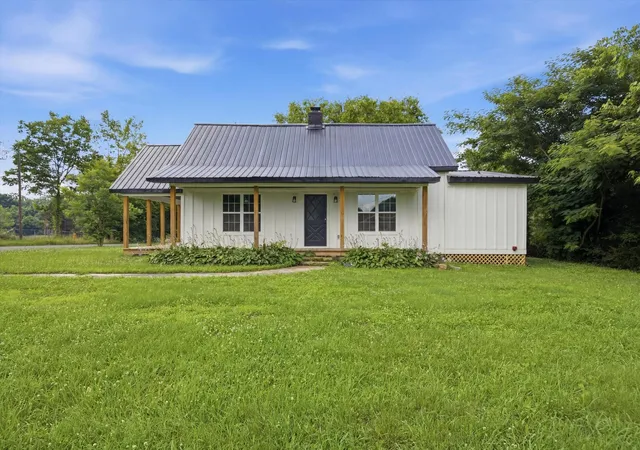Photo 3 of Single family home for sale at 760 Keith Rd Se, Dalton, GA 30721 | MLS# 3245893 | Listing updated on 2026-09-11