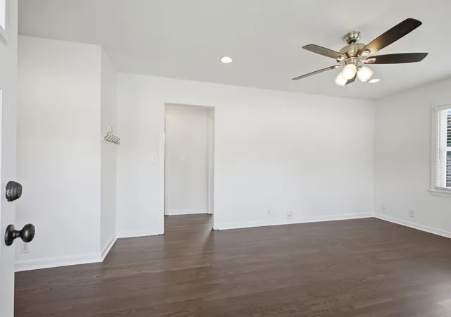 Photo 4 of Sale Pending at 825 Spencer Ave, Gallatin, TN 37066 | MLS# 3250359 | Listing updated on 2026-09-12