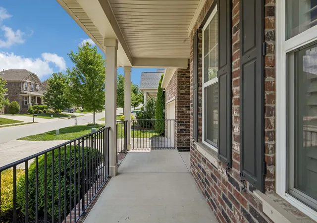 Photo 2 of Single family home for sale at 5034 Winslow Dr, Mount Juliet, TN 37122 | MLS# 3255752 | Listing updated on 2026-10-25