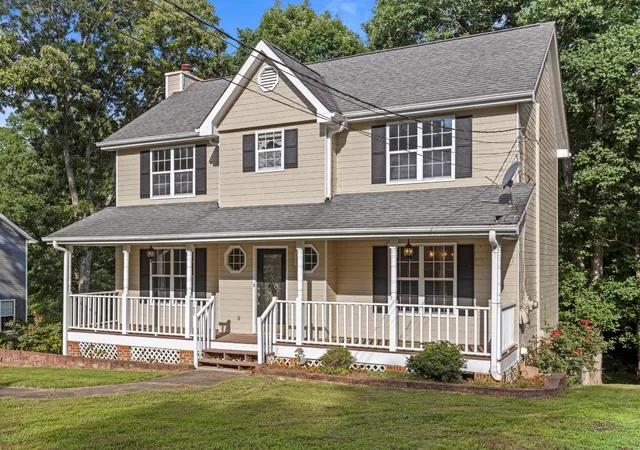 Photo 3 of Single family home for sale at 2414 W Wind Dr, Soddy Daisy, TN 37379 | MLS# 3246154 | Listing updated on 2026-09-15