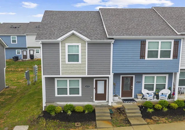 Photo 3 of Townhouse for sale at 6078 Cullen Dr, La Vergne, TN 37086 | MLS# 3246249 | Listing updated on 2026-09-13