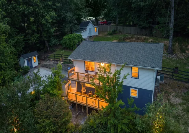 Photo 3 of Single family home for sale at 8831 E Ridge Trl Rd, Soddy Daisy, TN 37379 | MLS# 3246201 | Listing updated on 2026-09-21